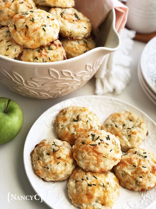 apple cheddar biscuits recipe