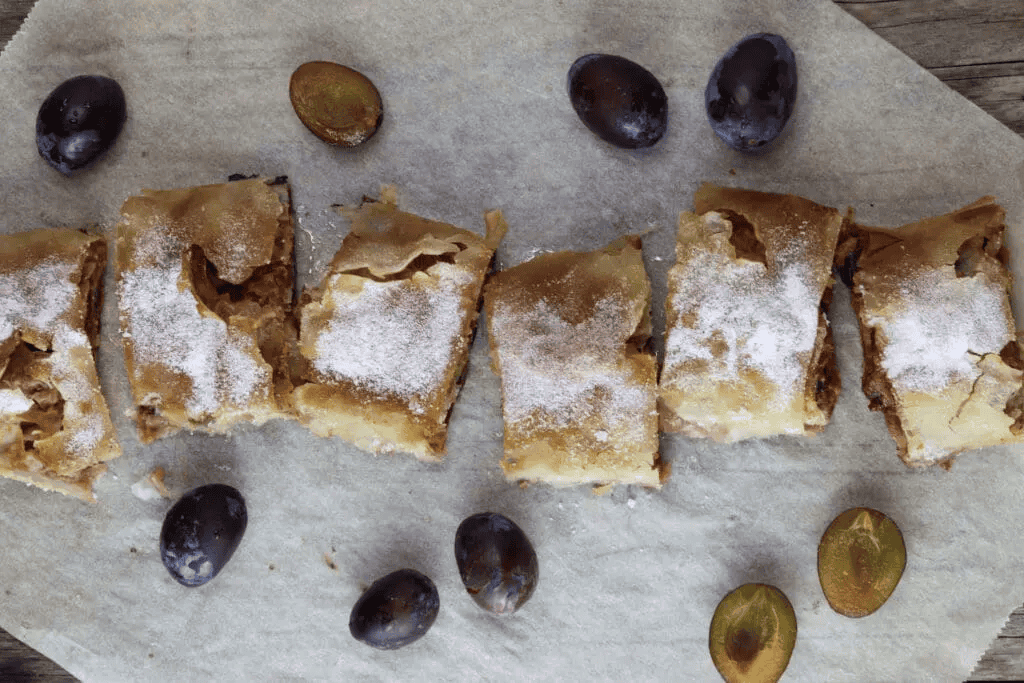 plum strudel